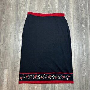 Alfred Dunner Black Knit Skirt with Red Floral Hem Size XL